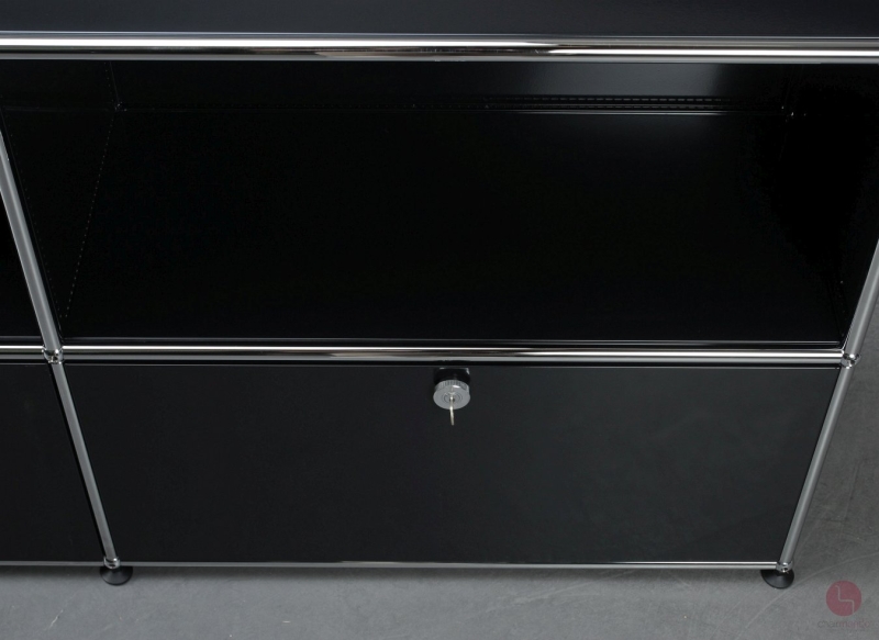USM Haller Sideboard Graphitschwarz mit zwei Schubtüren gebraucht