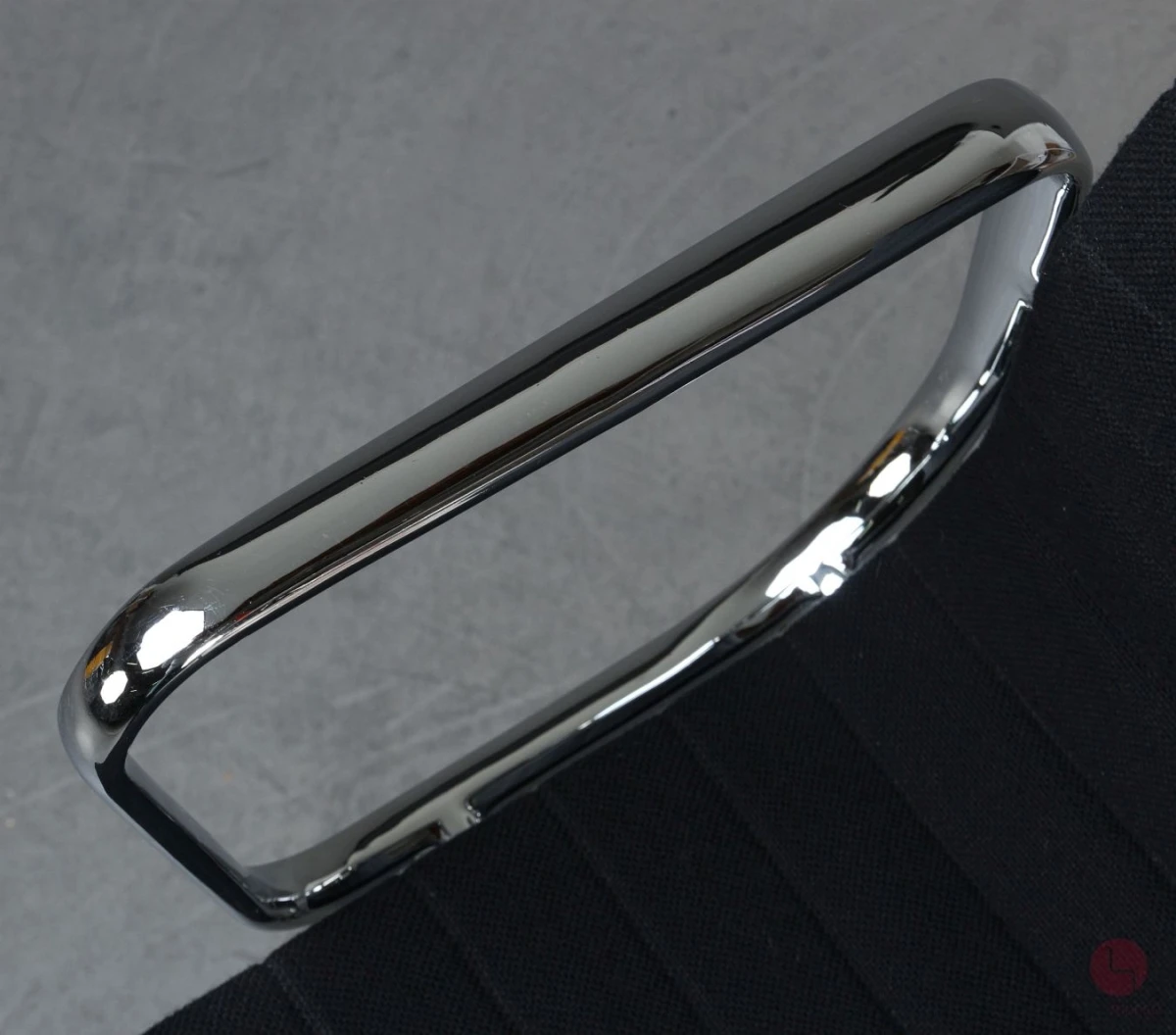 Vitra EA 108 Aluminium Chair Hopsak Schwarz 1980er gebraucht