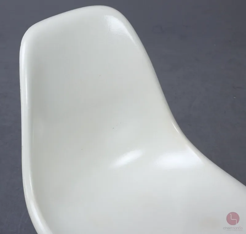Vitra Eames Side Chair Beige Fiberglas DSX Hermann Miller H-Base gebraucht