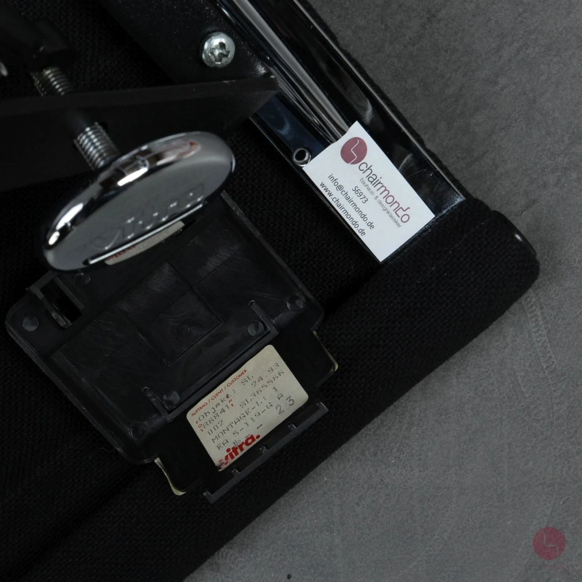 Vitra EA 117 Aluminium Chair Bürostuhl Hopsak Stoff Schwarz gebraucht