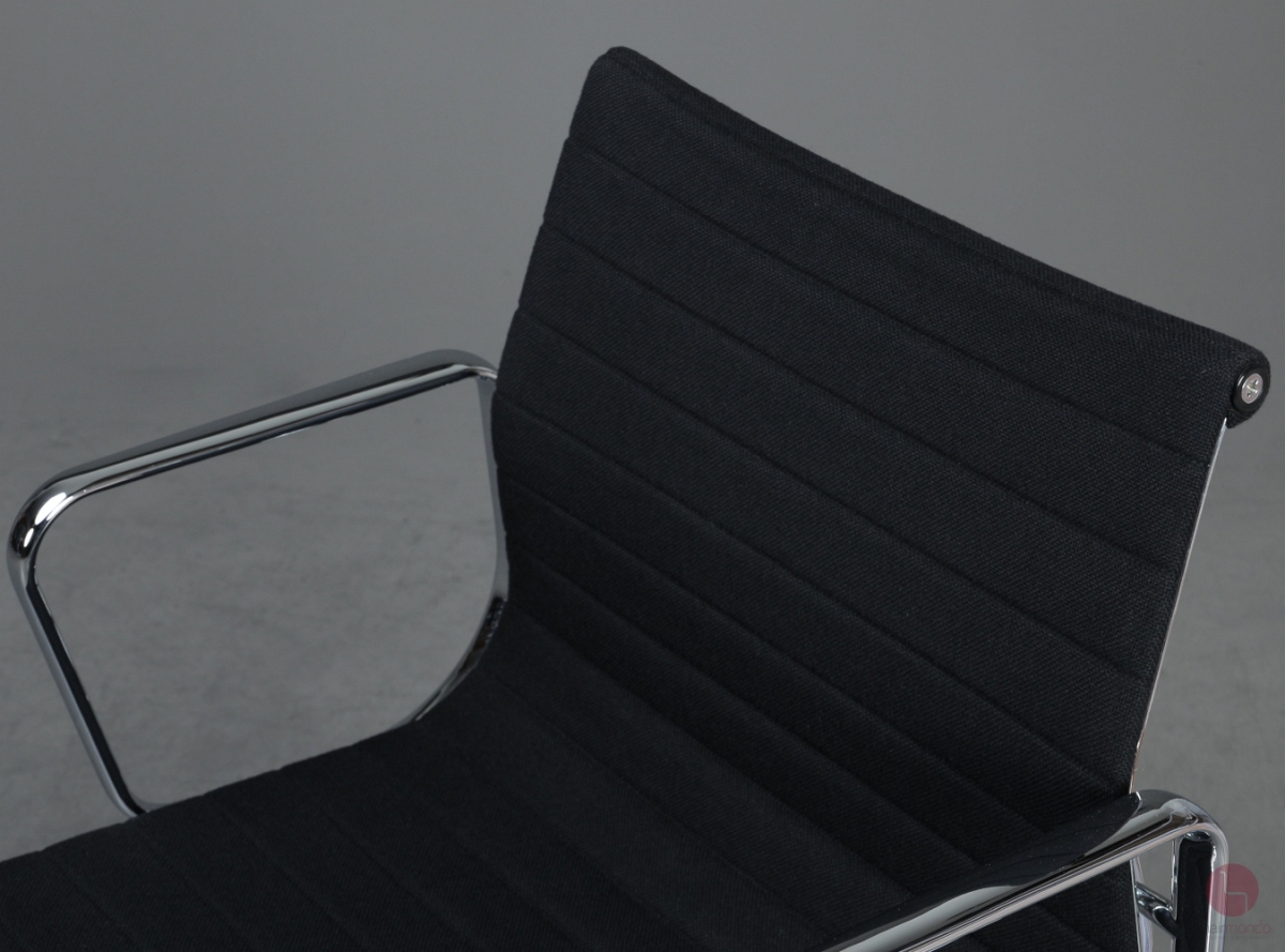Preview: Vitra EA 117 Aluminium Chair Bürostuhl Hopsak Stoff Schwarz gebraucht