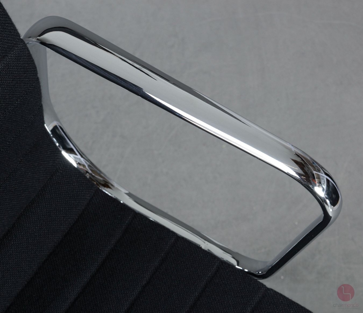 Vitra EA 119 Bürostuhl mit schwarzem Hopsak gebraucht