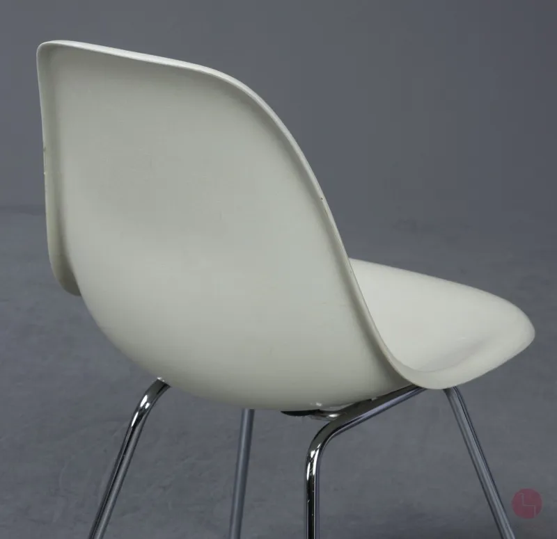 Vitra Eames Side Chair Beige Fiberglas DSX mit H-Base gebraucht