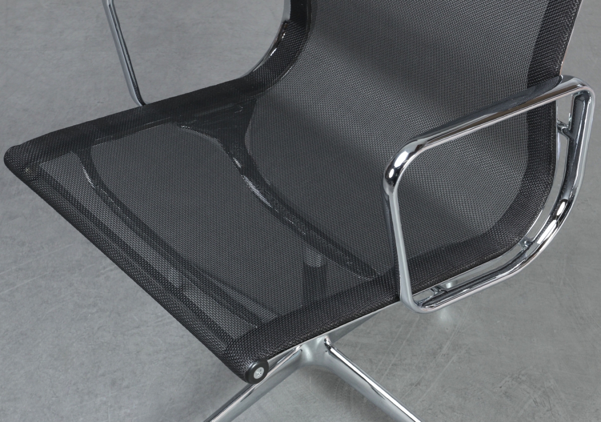 Preview: Vitra EA 108 Aluminium Chair Netz Schwarz gebraucht