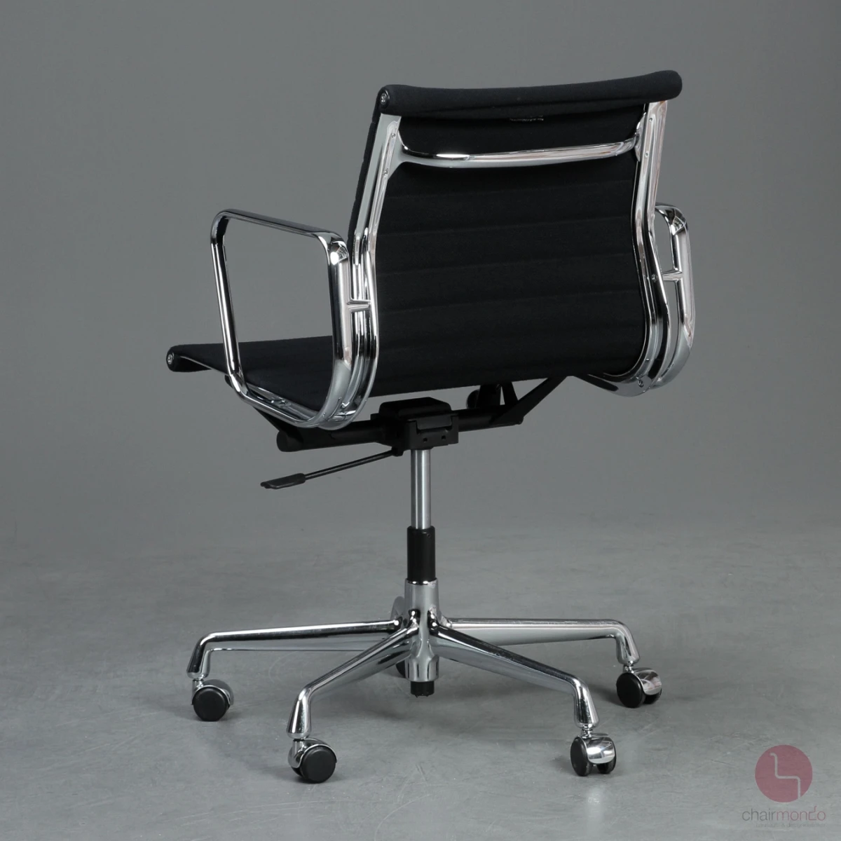 Vitra EA 117 Aluminium Chair Bürostuhl Hopsak Stoff Schwarz gebraucht