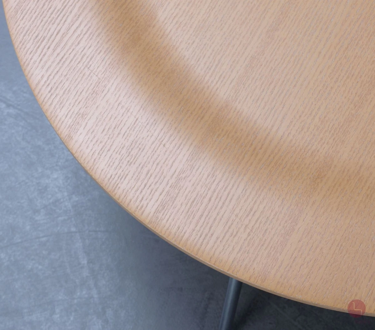 Vitra CTM Plywood Table in Esche klar lackiert gebraucht