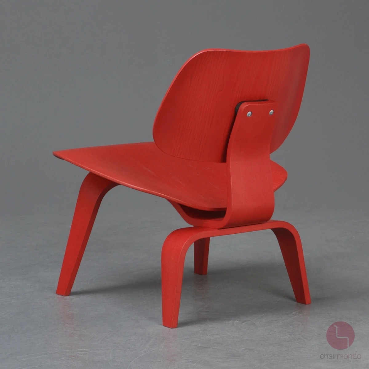 Vitra Plywood LCW Lounge Chair rot lackiert gebraucht