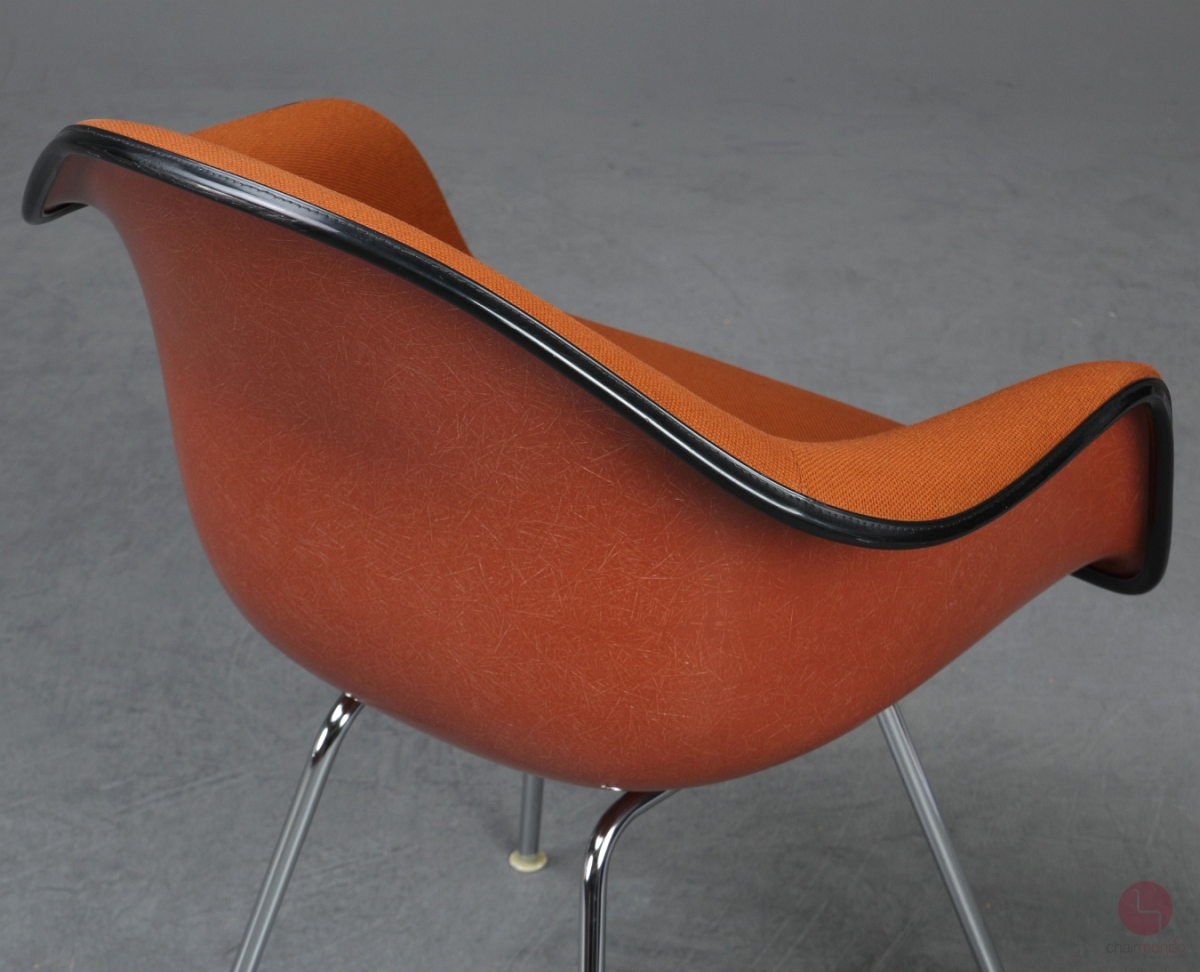 Vitra DAX Fiberglas Armchair in Orange 1970er Vintage mit Polster gebraucht