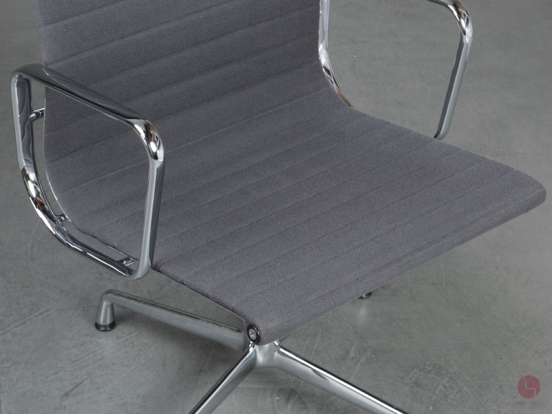Vitra EA 108 Aluminium Chair Hopsak Grau verchromt - gebraucht