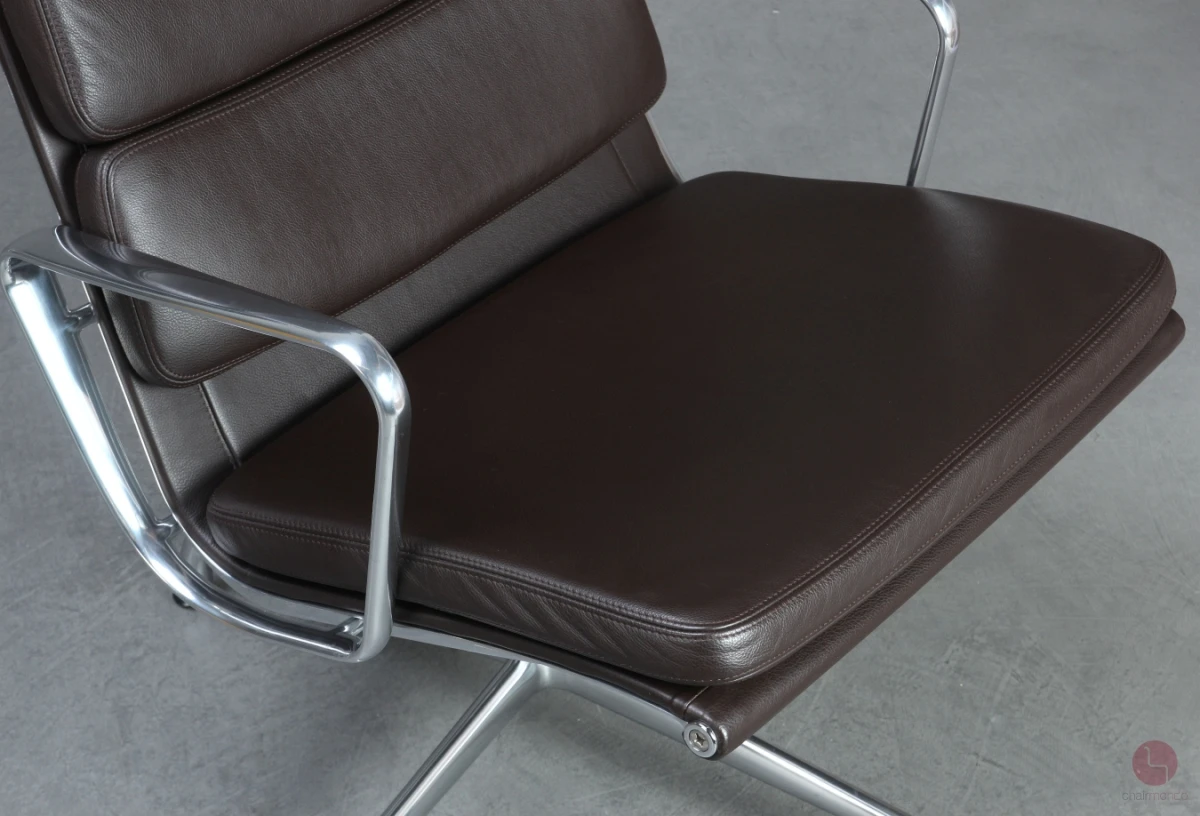 Vitra EA 216 Soft Pad Chair Leder Braun gebraucht