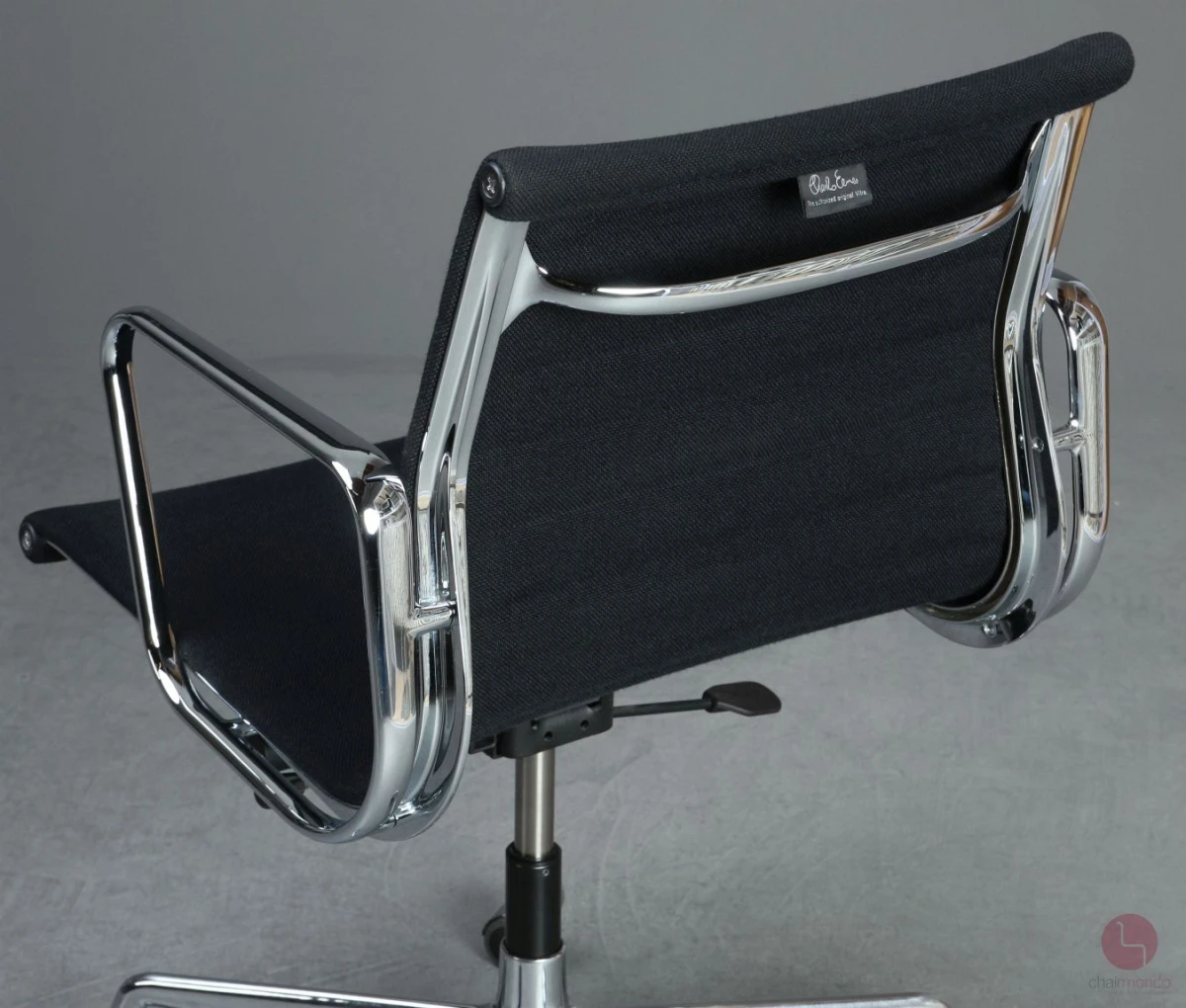 Vitra EA 117 Aluminium Chair Bürostuhl Hopsak Stoff Schwarz