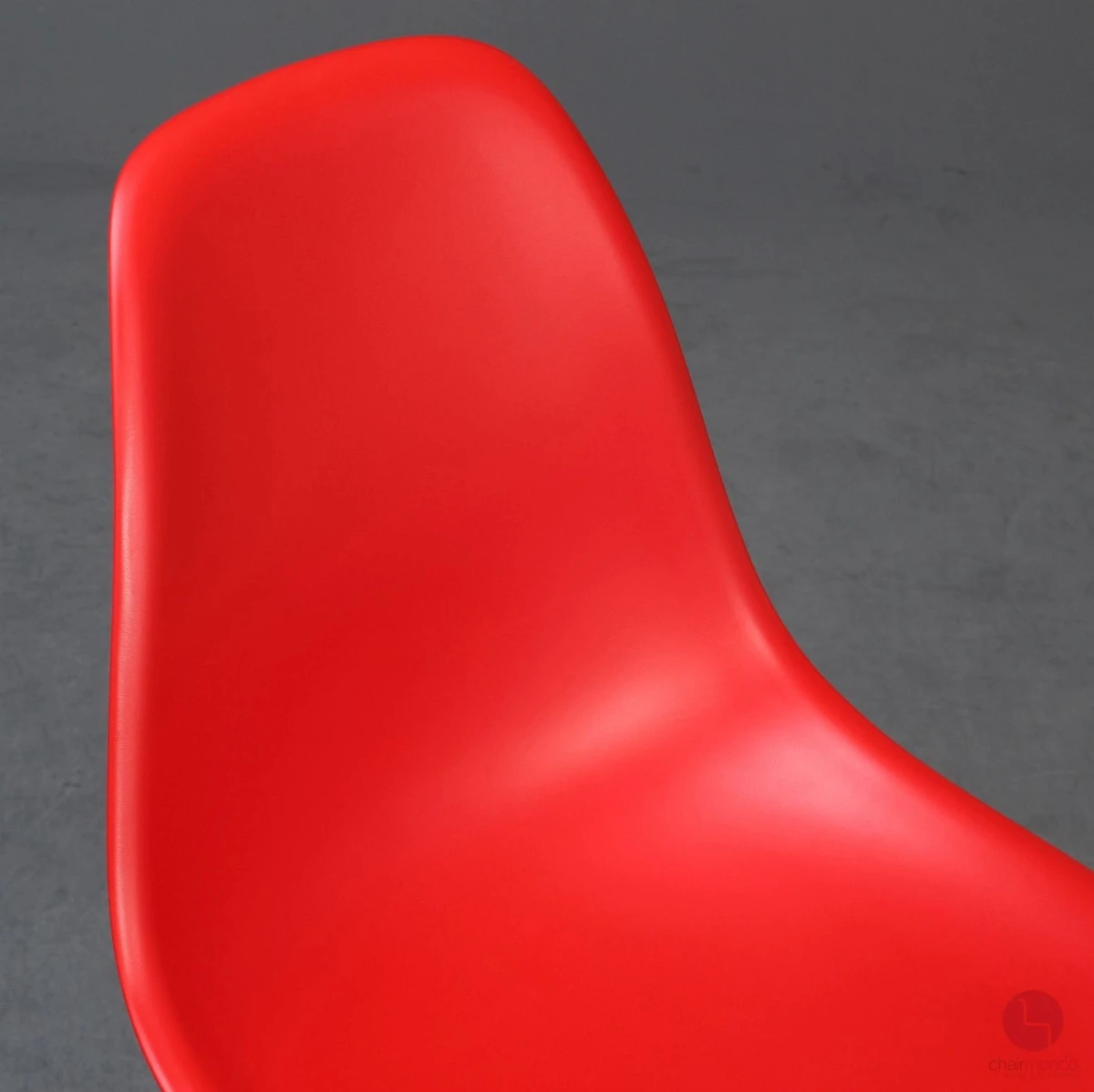 Vitra Side Chair DSW in Rot mit hellem Ahorn Gestell gebraucht