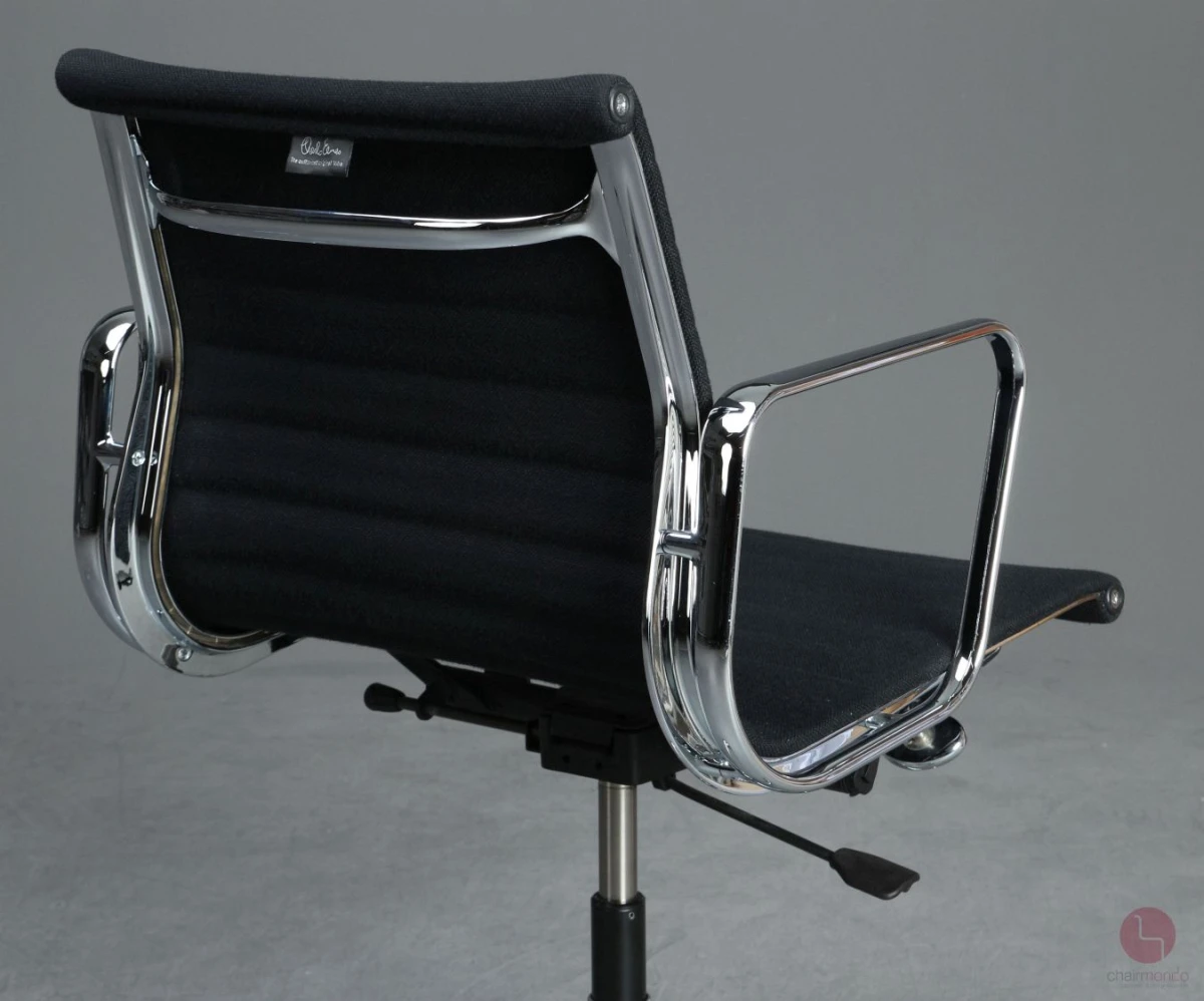 Vitra EA 117 Aluminium Chair Bürostuhl Hopsak Stoff Schwarz