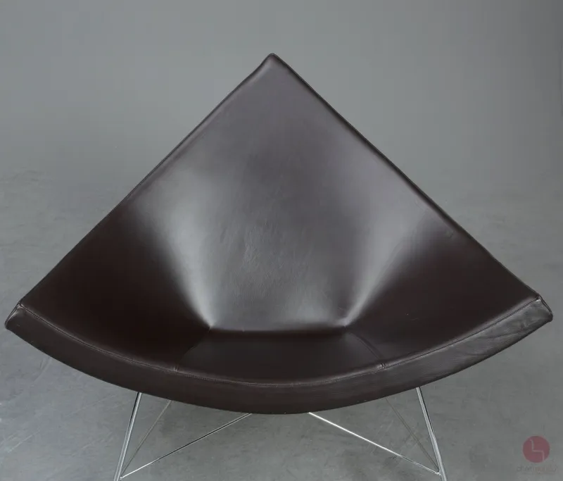 Vitra Coconut Chair mit Ottoman Leder Braun gebraucht