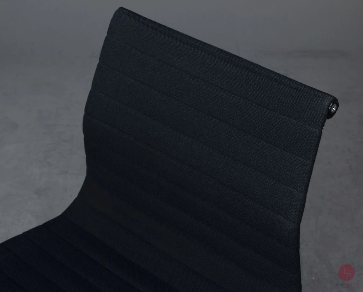 Vitra EA 106 Aluminium Chair Hopsak Schwarz gebraucht