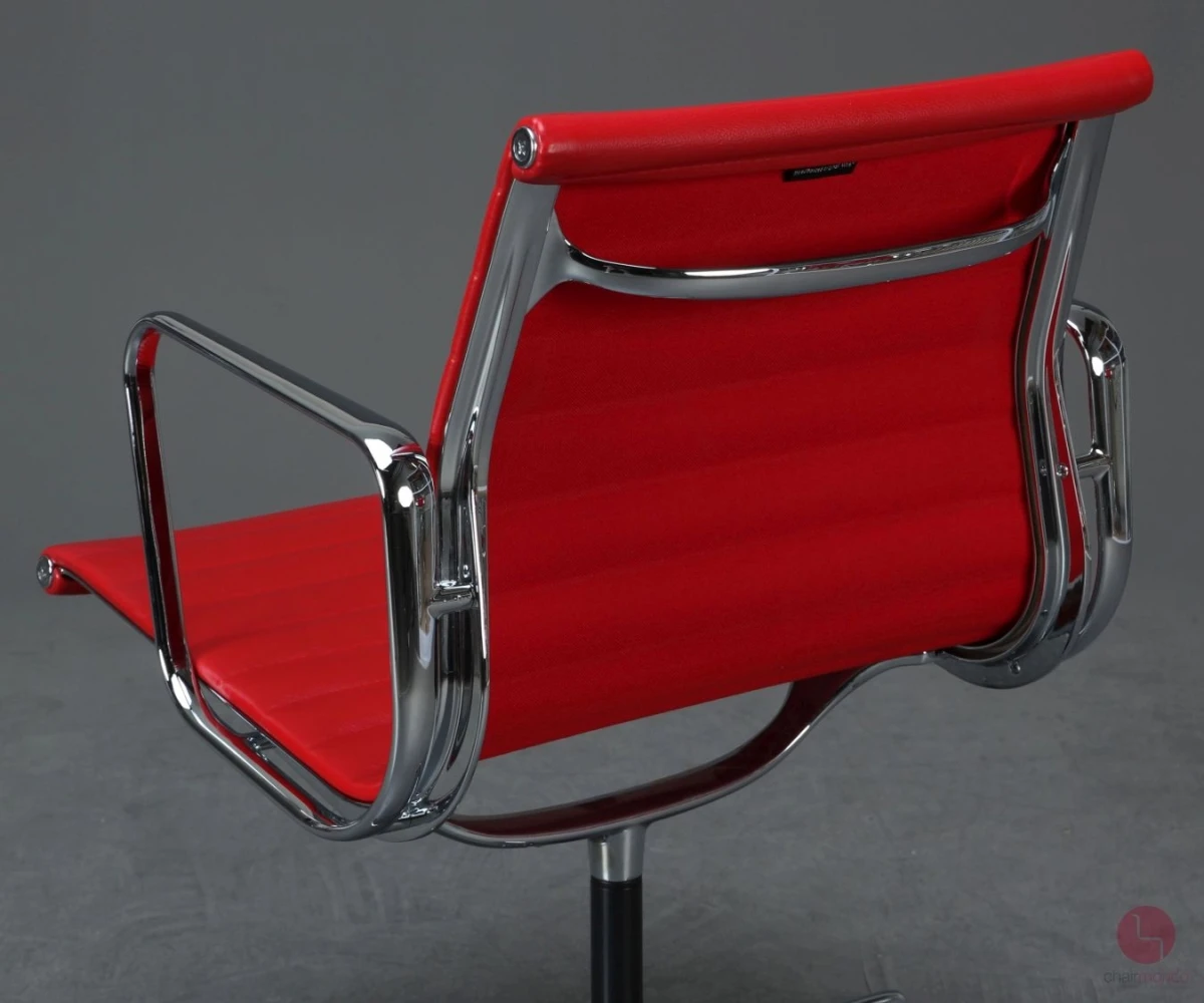Vitra EA 108 Aluminium Chair Leder Rot 2014 gebraucht