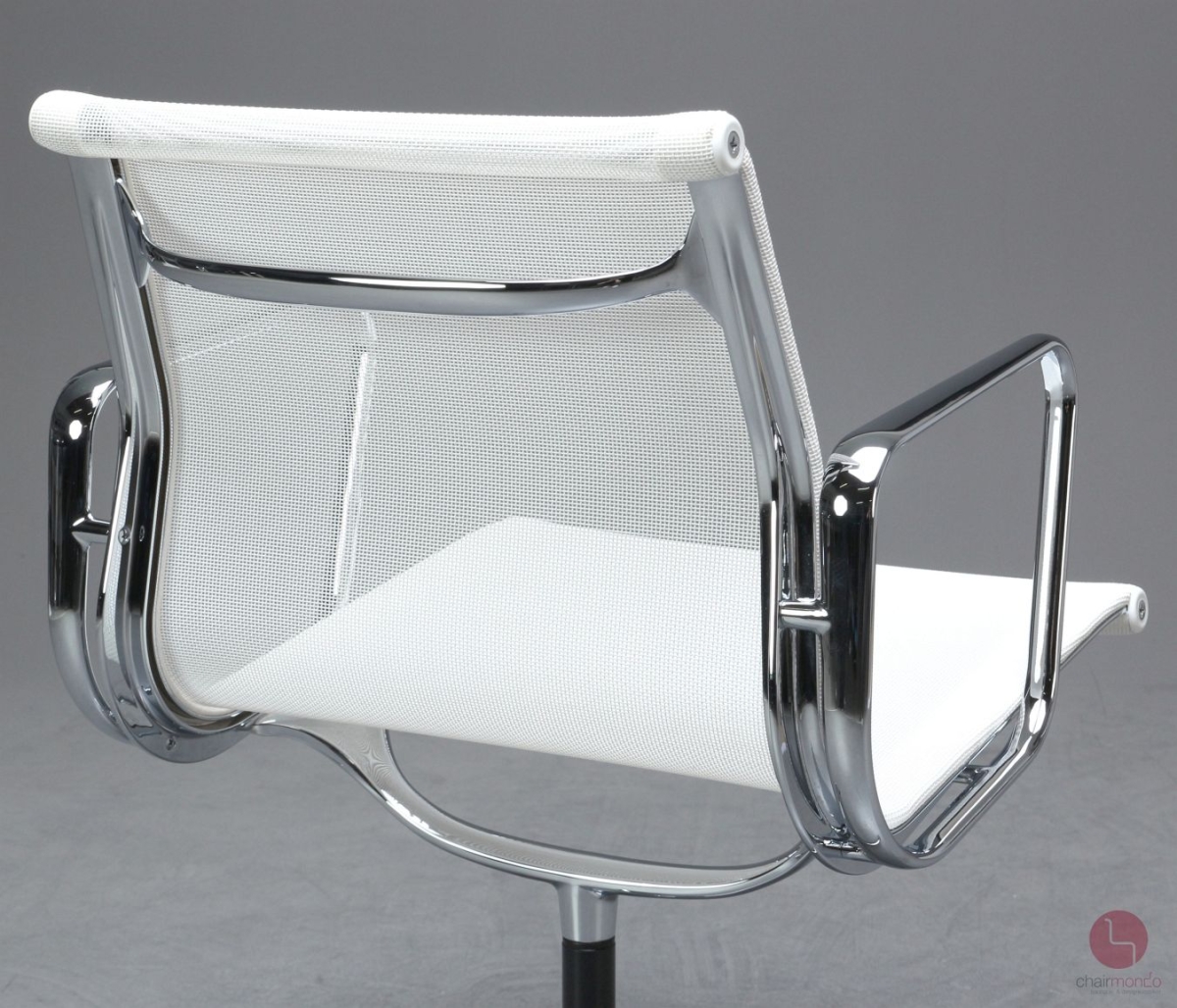 Preview: Vitra EA 108 mit weißem Netz Gestell verchromt gebraucht
