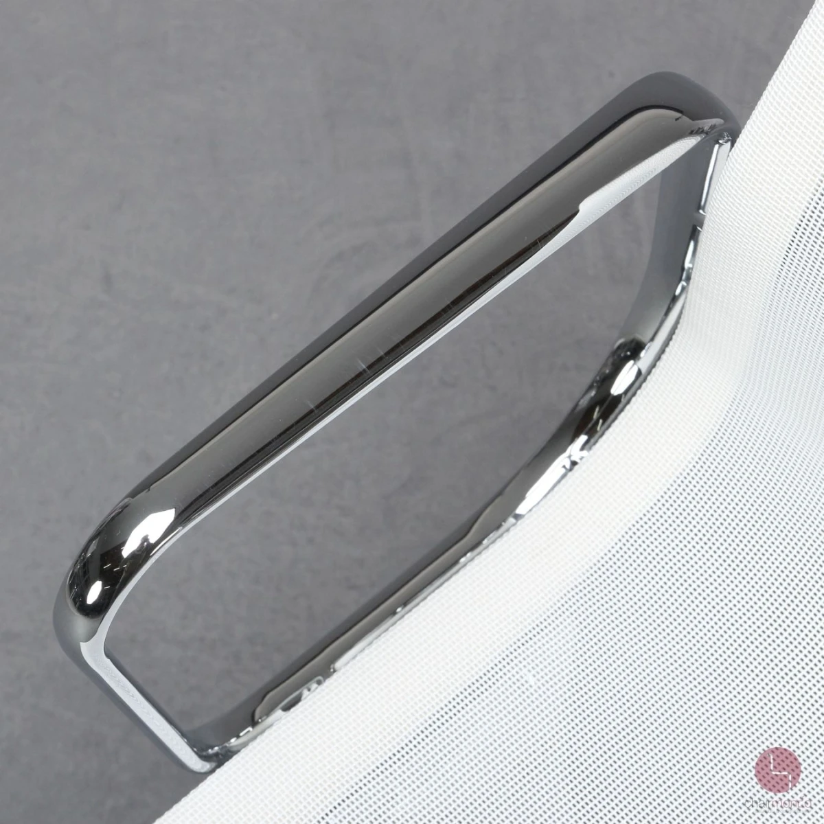 Vitra EA 108 mit weißem Netz Gestell verchromt gebraucht