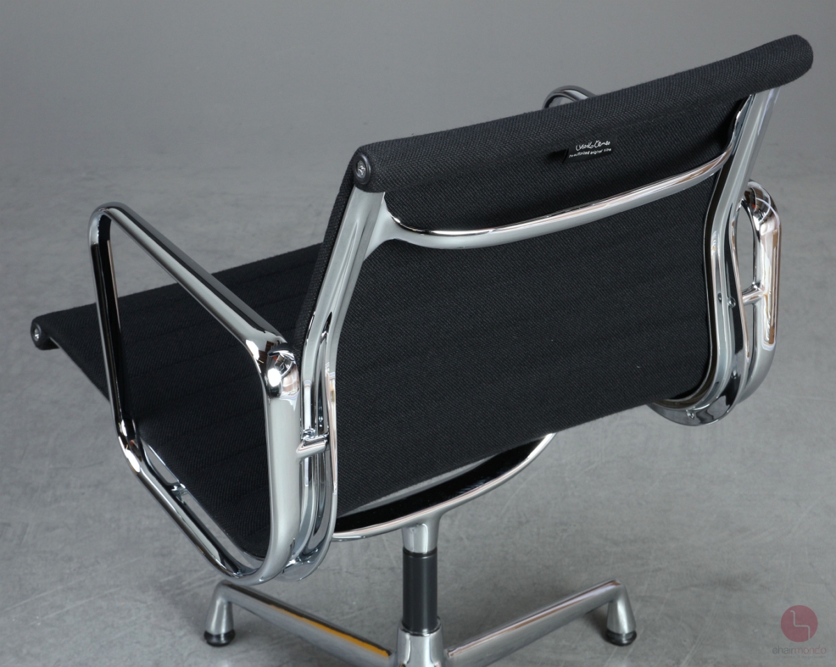 Preview: Vitra EA 108 Aluminium Chair Hopsak Schwarz gebraucht