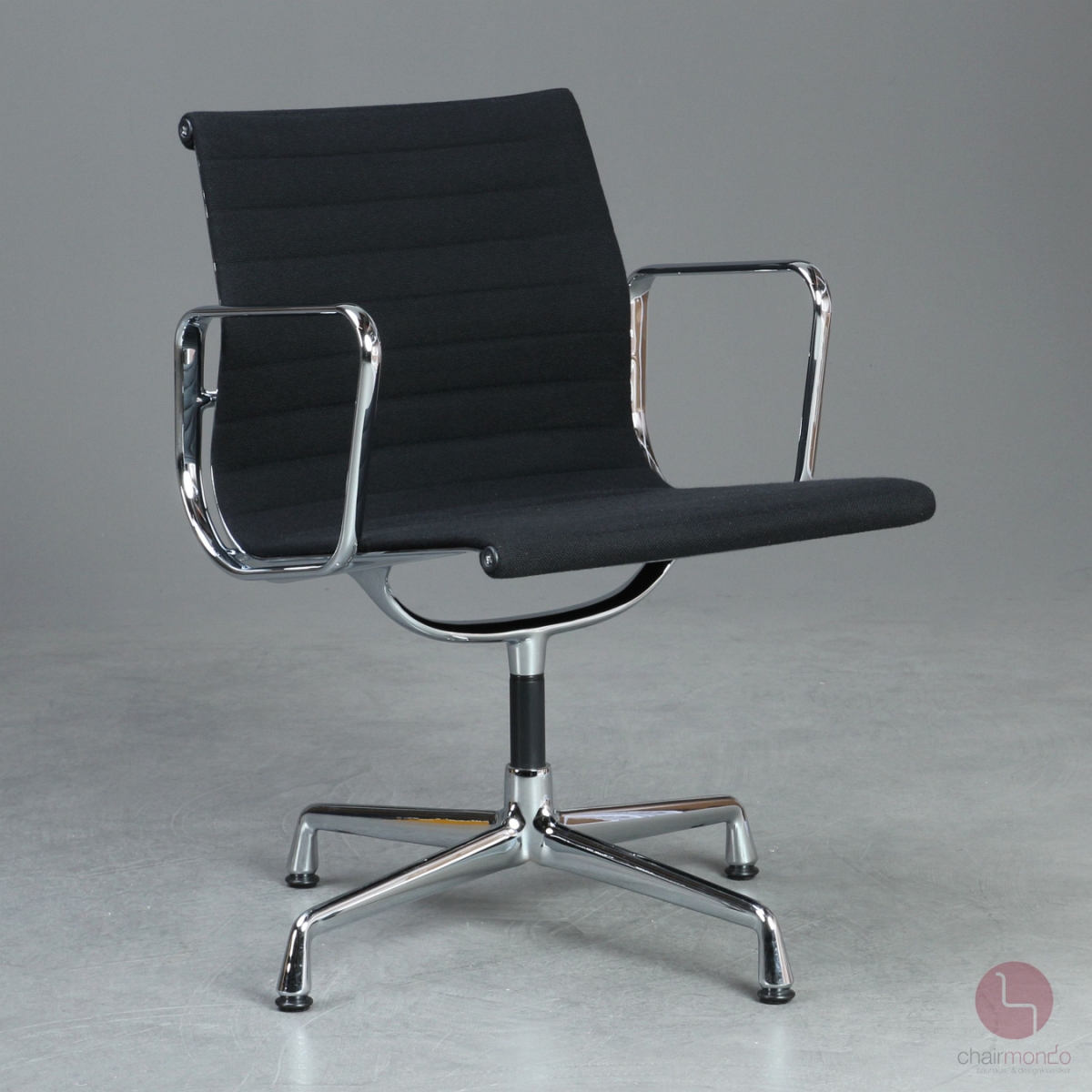 Preview: Vitra EA 108 Aluminium Chair Hopsak Schwarz gebraucht