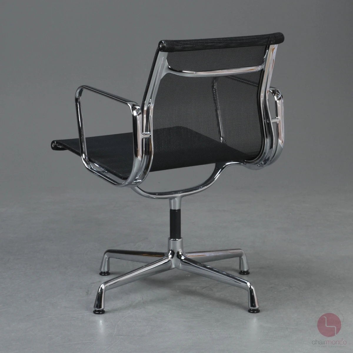 Vitra EA 108 Aluminium Chair Netz Schwarz gebraucht