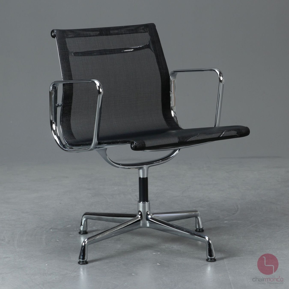 Preview: Vitra EA 108 Aluminium Chair Netzgewebe Schwarz gebraucht