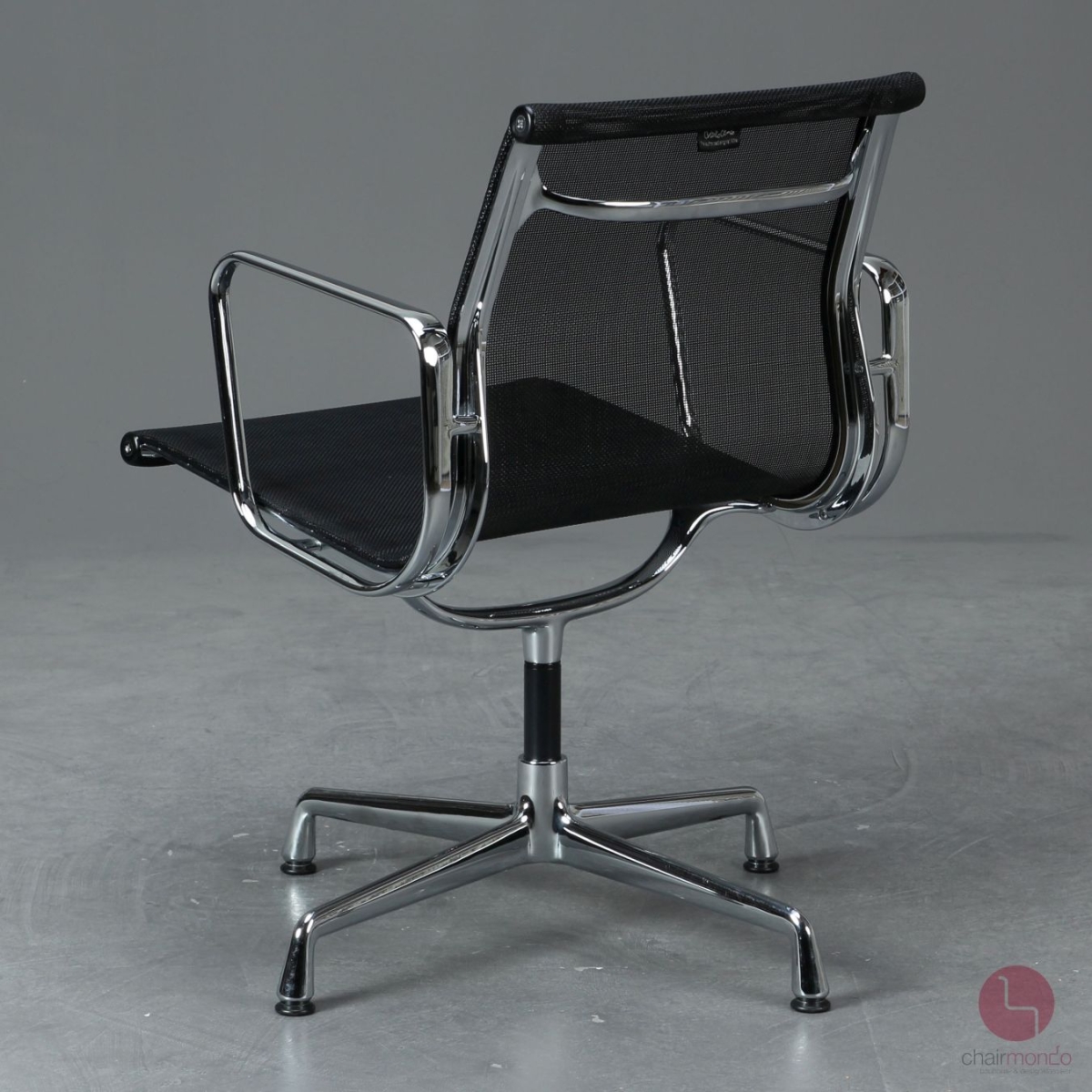 Preview: Vitra EA 108 Aluminium Chair Netz Schwarz gebraucht