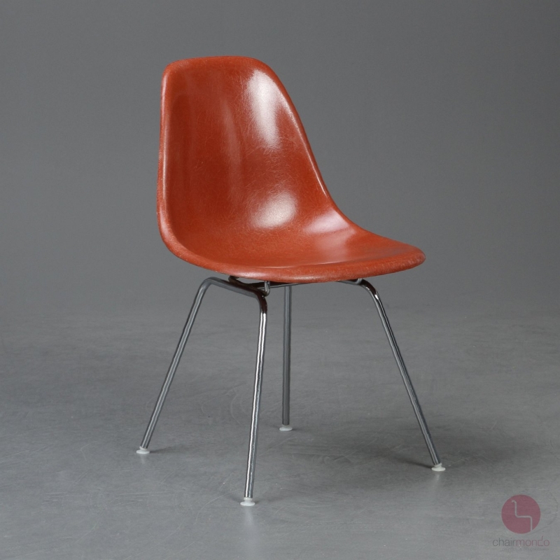 Preview: Vitra Eames Side Chair Terracotta Rot Fiberglas DSX Hermann Miller H-Base gebraucht