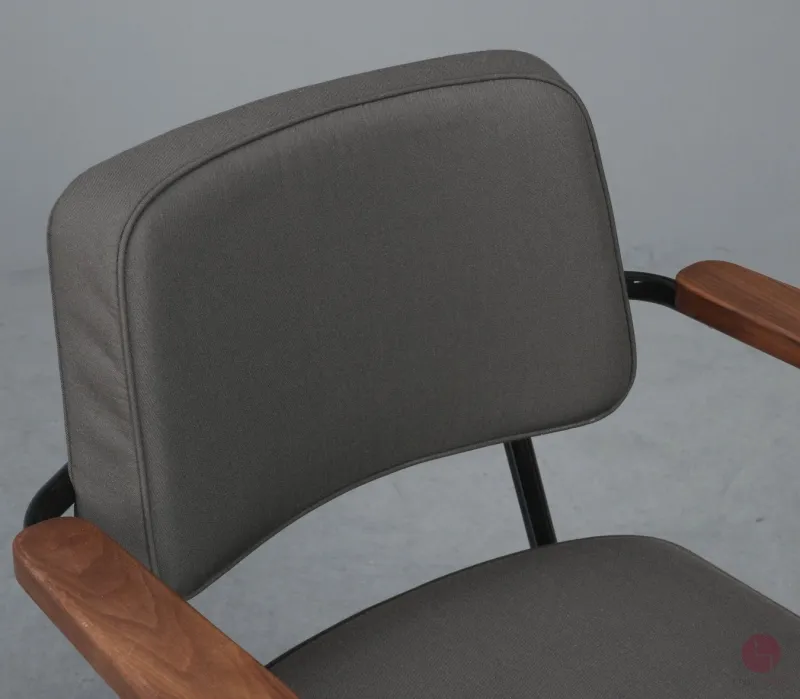 Vitra Pivotant Bürostuhl Stoff Braun Gestell Schwarz gebraucht