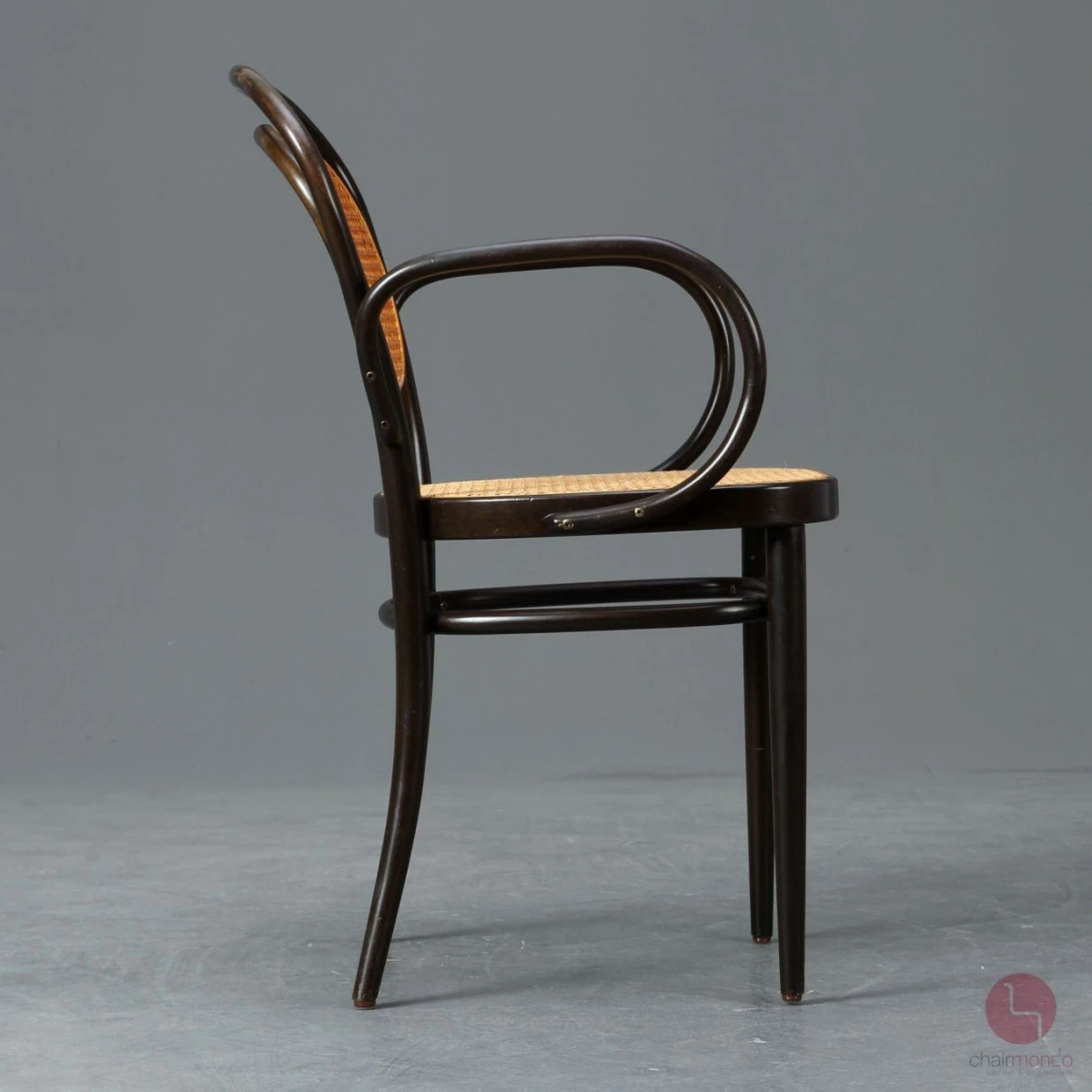 Thonet 215 RF Braun Bugholzstuhl mit Geflecht gebraucht Thonet 215 RF Braun Bugholzstuhl mit Geflecht gebraucht