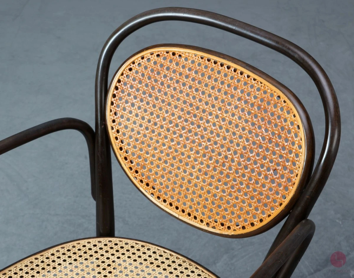 Thonet 215 RF Braun Bugholzstuhl mit Geflecht gebraucht Thonet 215 RF Braun Bugholzstuhl mit Geflecht gebraucht