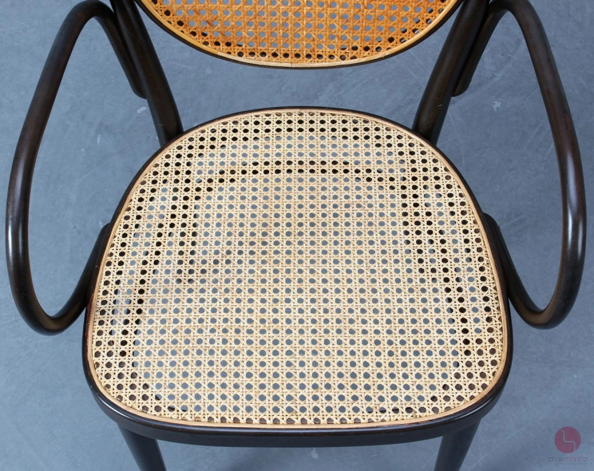 Thonet 215 RF Braun Bugholzstuhl mit Geflecht gebraucht Thonet 215 RF Braun Bugholzstuhl mit Geflecht gebraucht