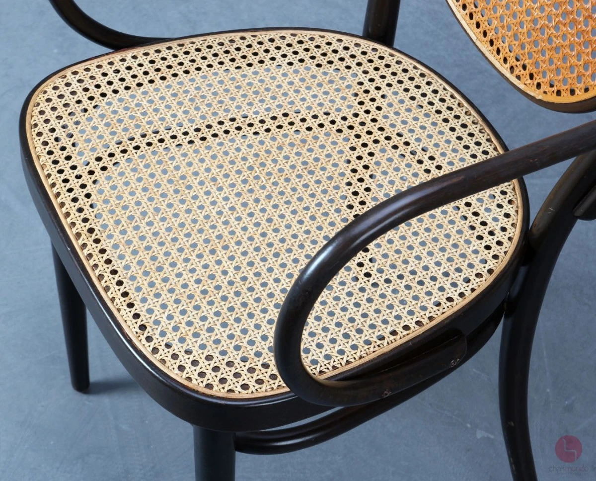 Thonet 215 RF Braun Bugholzstuhl mit Geflecht gebraucht Thonet 215 RF Braun Bugholzstuhl mit Geflecht gebraucht