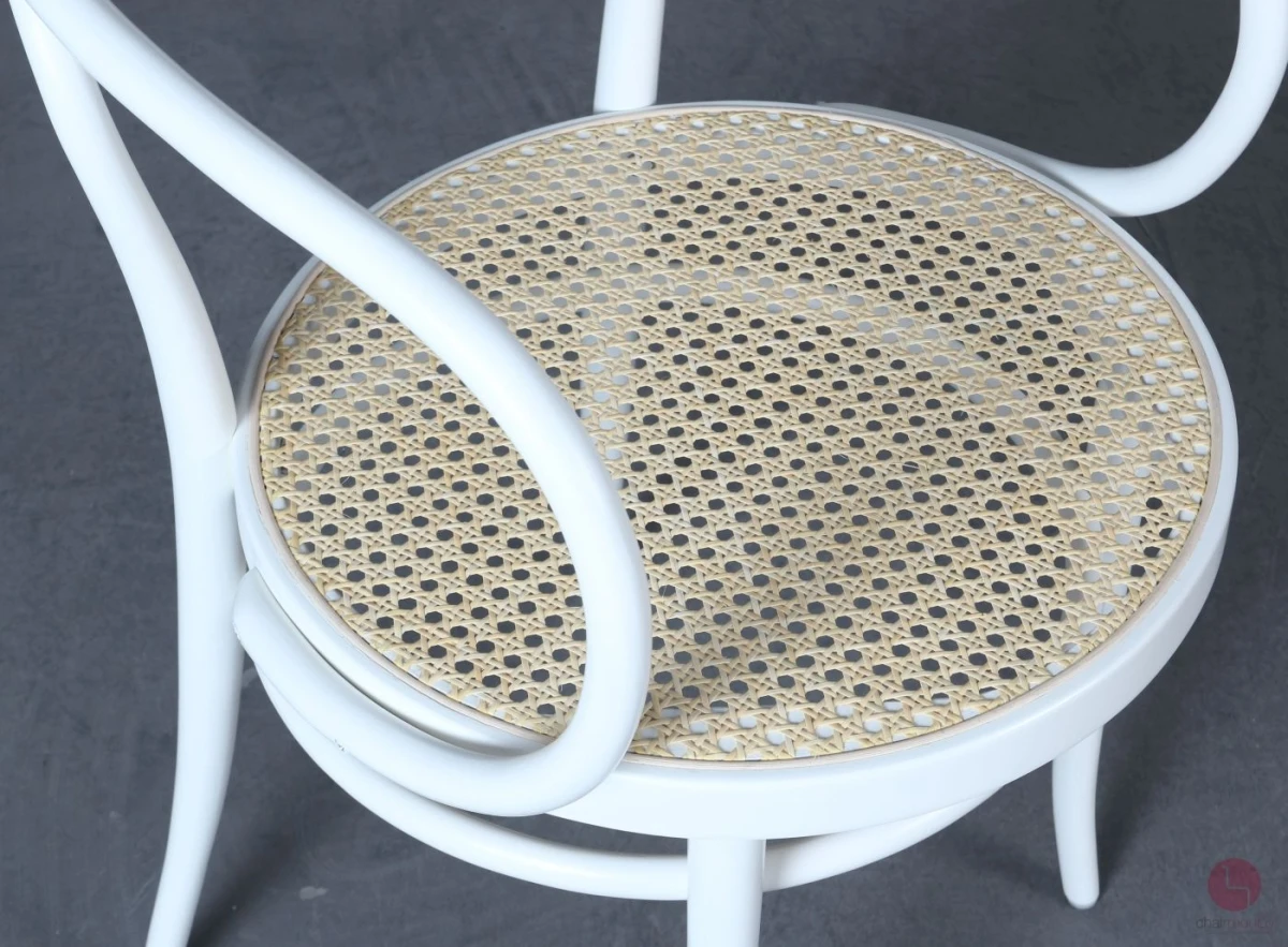 Thonet 209 Weiß Bugholzstuhl mit Geflecht gebraucht Thonet 209 Weiß Bugholzstuhl mit Geflecht gebraucht
