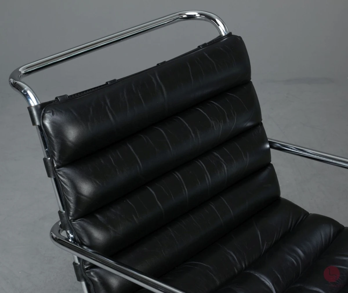 Knoll MR Lounge Sessel mit Armlehnen in Schwarz Freischwinger gebraucht