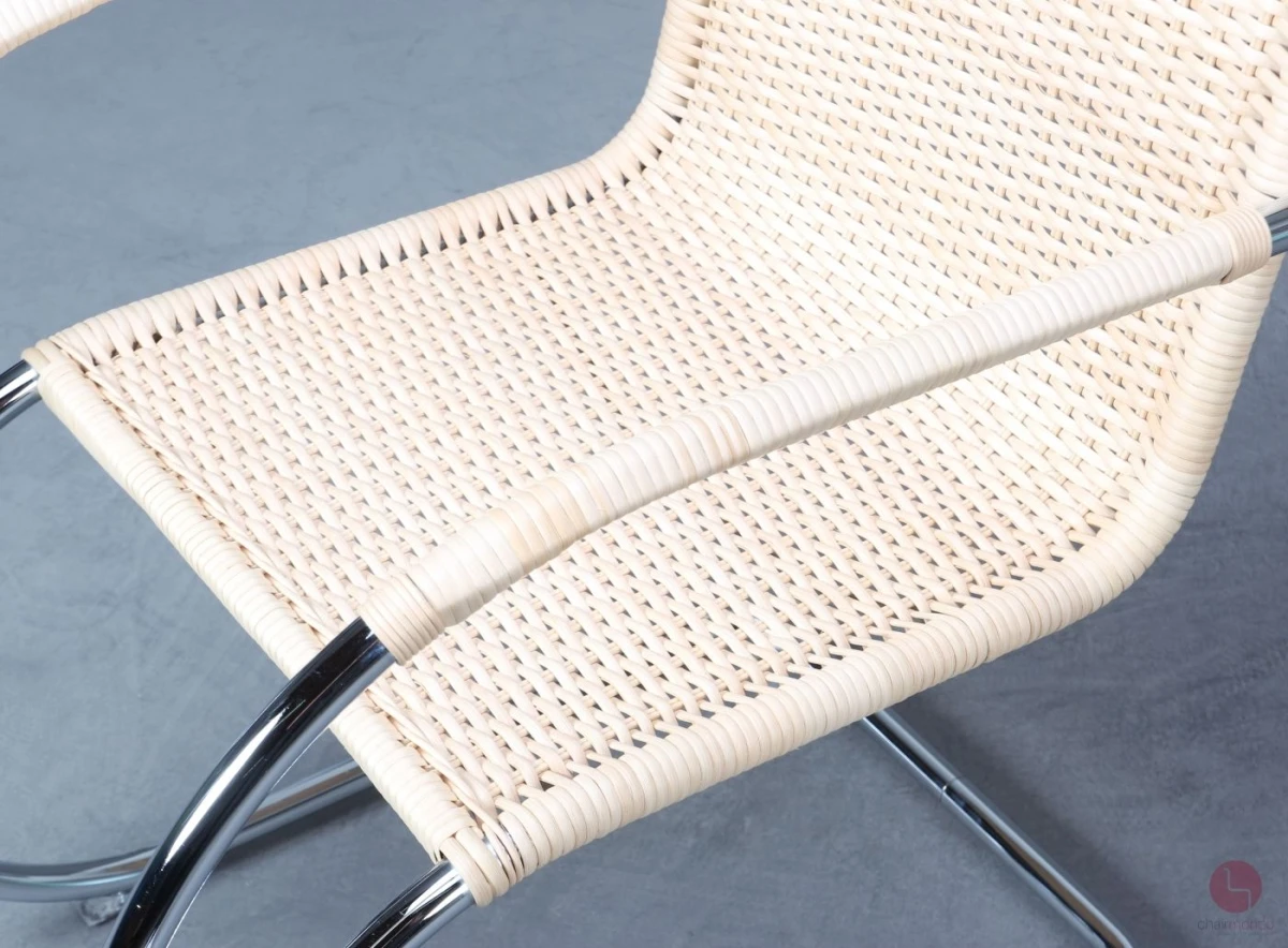 Thonet S533 RF Freischwinger Sessel mit Geflecht gebraucht Thonet S533 RF Freischwinger Sessel mit Geflecht gebraucht