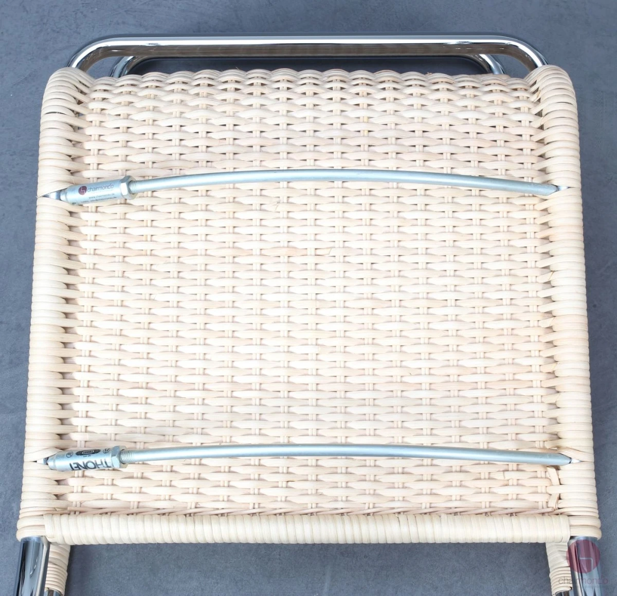 Thonet S533 RF Freischwinger Sessel mit Geflecht gebraucht Thonet S533 RF Freischwinger Sessel mit Geflecht gebraucht