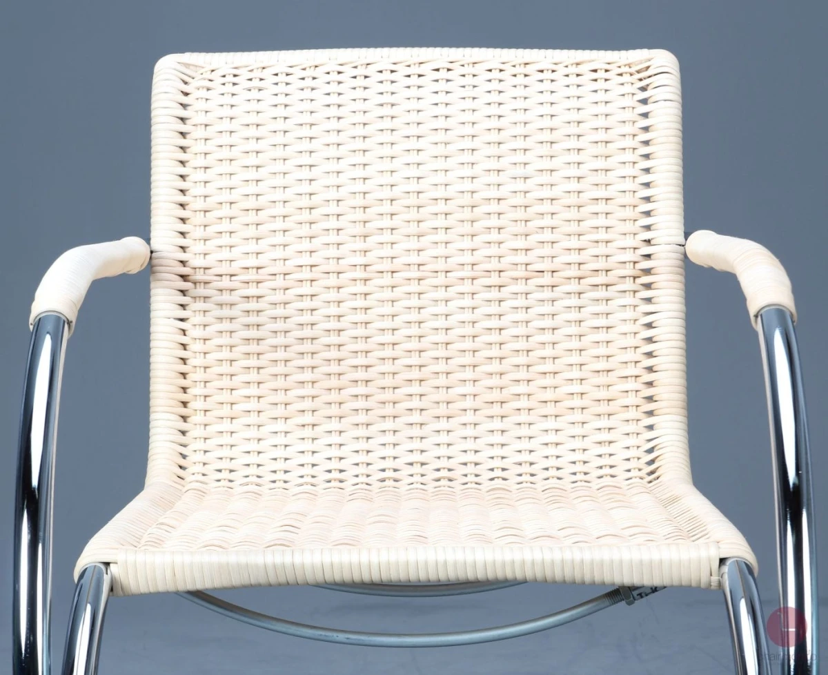 Thonet S533 RF Freischwinger Sessel mit Geflecht gebraucht Thonet S533 RF Freischwinger Sessel mit Geflecht gebraucht