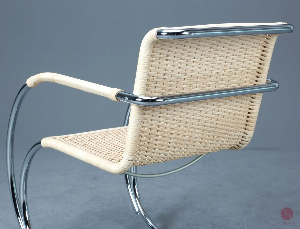 Thonet S533 RF Freischwinger Sessel mit Geflecht gebraucht Thonet S533 RF Freischwinger Sessel mit Geflecht gebraucht