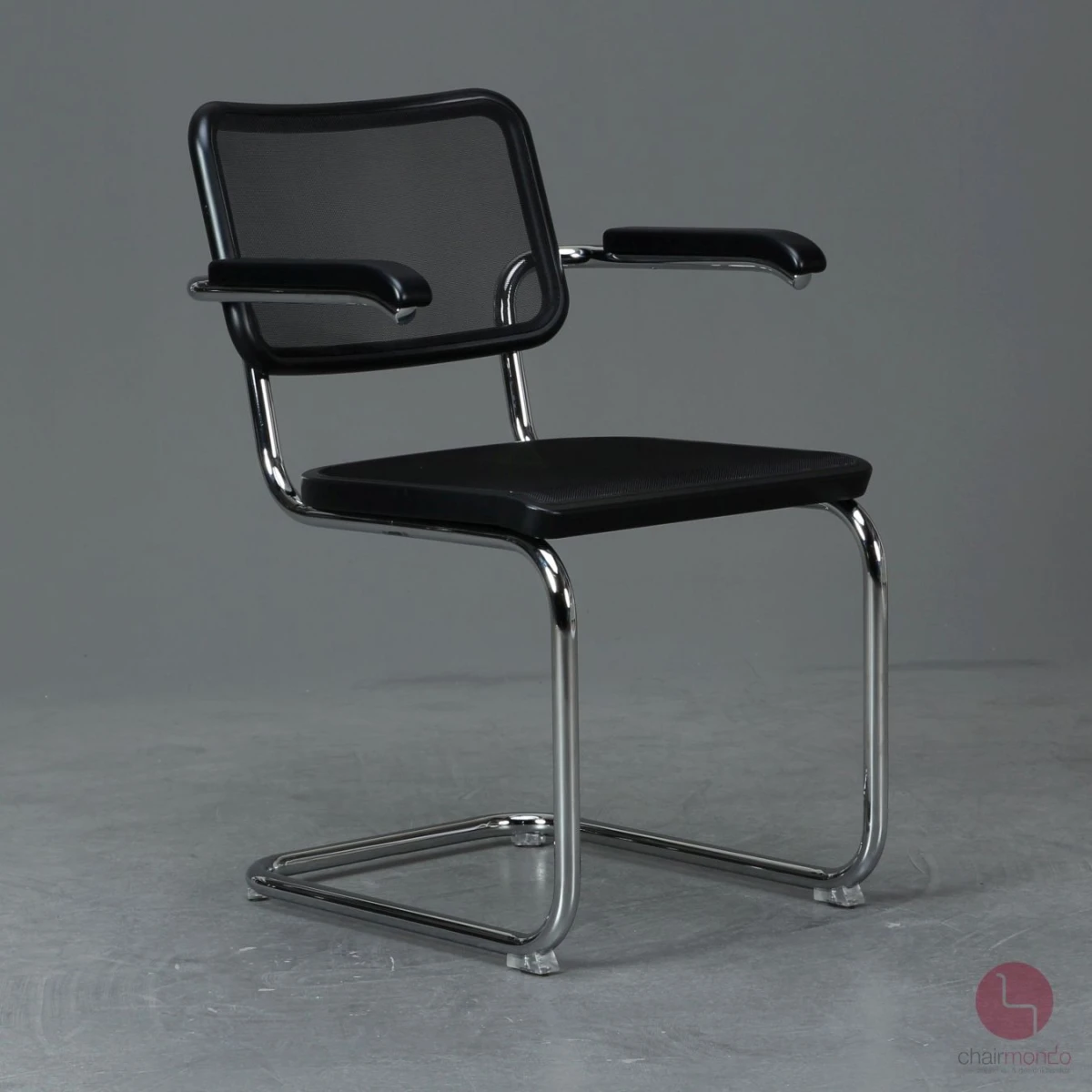 Thonet S64 N Schwarz Freischwinger mit Kunststoff Netzgewebe gebraucht Thonet S64 N Schwarz Freischwinger mit Kunststoff Netzgewebe gebraucht