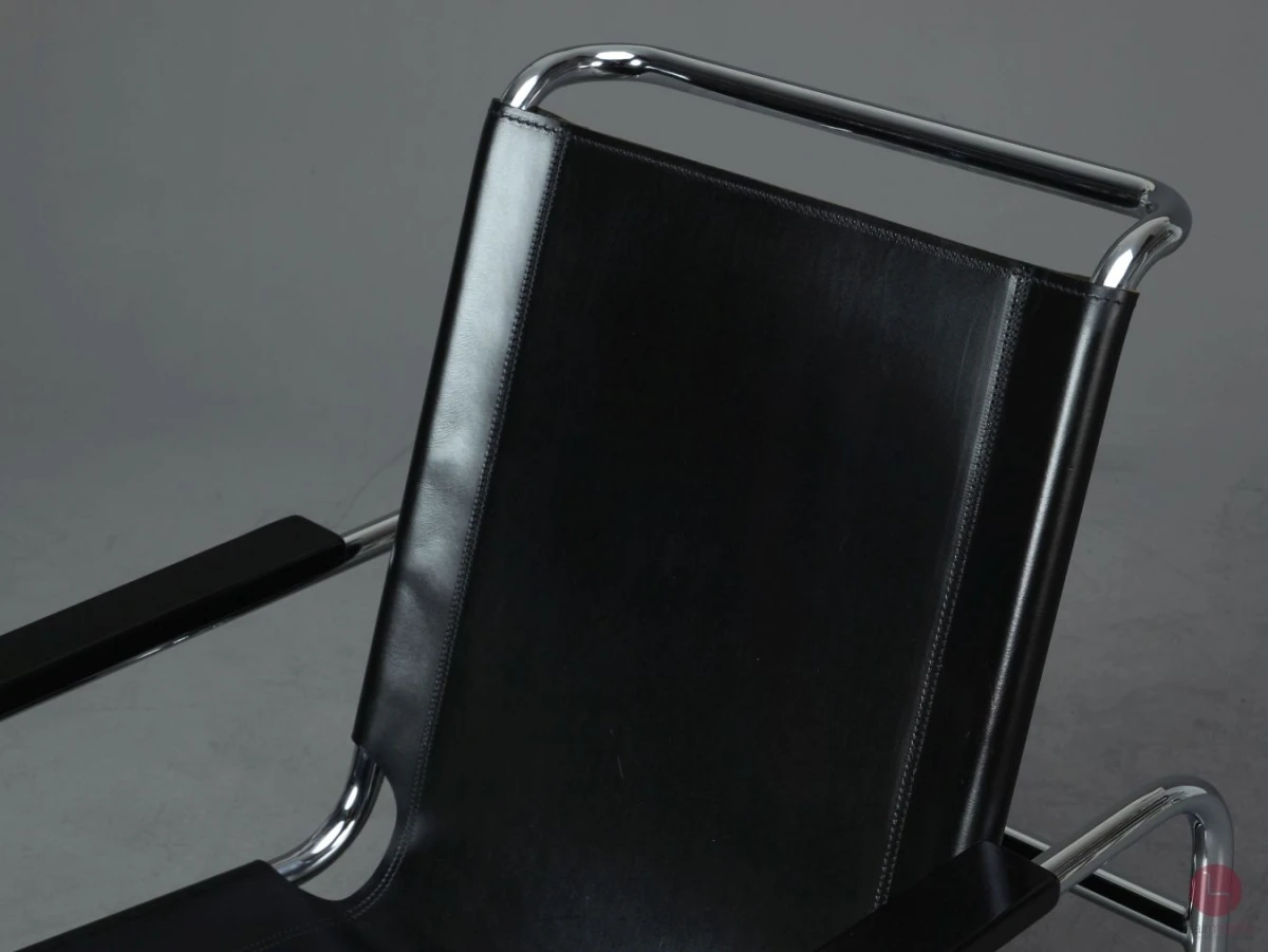 Thonet S35 L Freischwinger Sessel mit schwarzem Leder gebraucht Thonet S35 L Freischwinger Sessel mit schwarzem Leder gebraucht