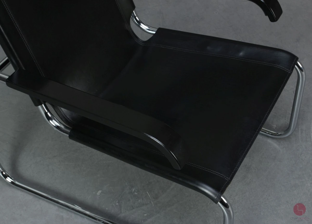 Thonet S35 L Freischwinger Sessel mit schwarzem Leder gebraucht Thonet S35 L Freischwinger Sessel mit schwarzem Leder gebraucht