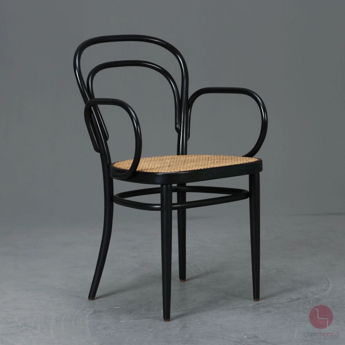Thonet 214 F Schwarz Bugholzstuhl mit Geflecht gebraucht Thonet 214 F Schwarz Bugholzstuhl mit Geflecht gebraucht