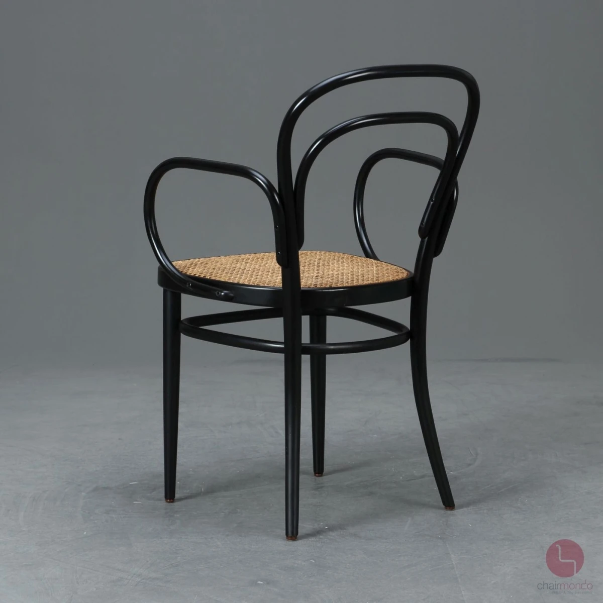 Thonet 214 F Schwarz Bugholzstuhl mit Geflecht gebraucht Thonet 214 F Schwarz Bugholzstuhl mit Geflecht gebraucht