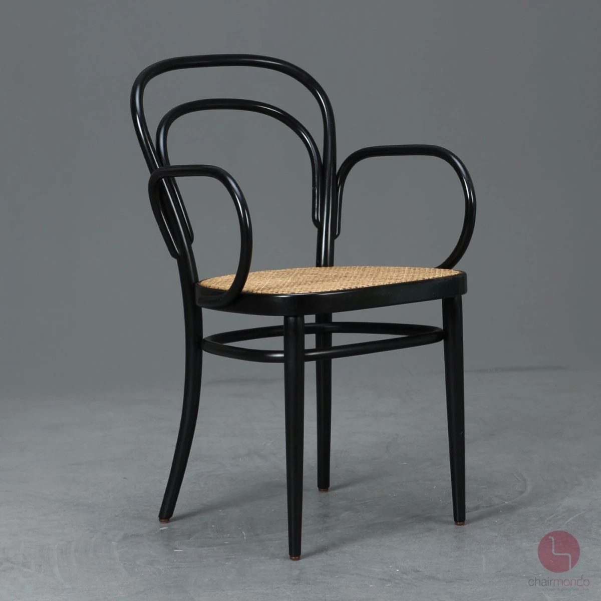 Thonet 214 F Schwarz Bugholzstuhl mit Geflecht gebraucht Thonet 214 F Schwarz Bugholzstuhl mit Geflecht gebraucht