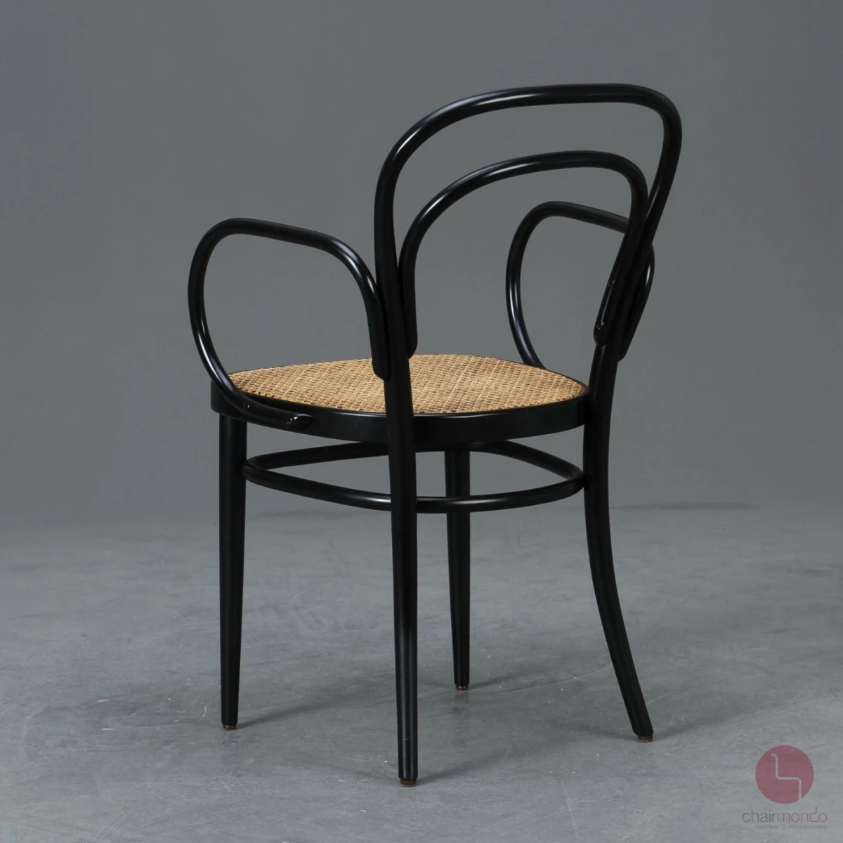 Thonet 214 F Schwarz Bugholzstuhl mit Geflecht gebraucht Thonet 214 F Schwarz Bugholzstuhl mit Geflecht gebraucht