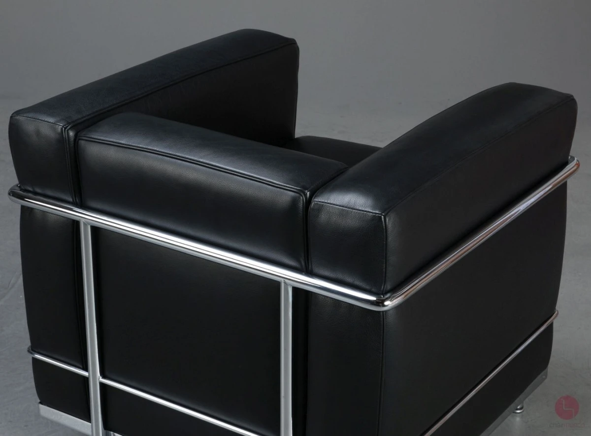Cassina LC2 Sessel mit schwarzem Leder chairmondo