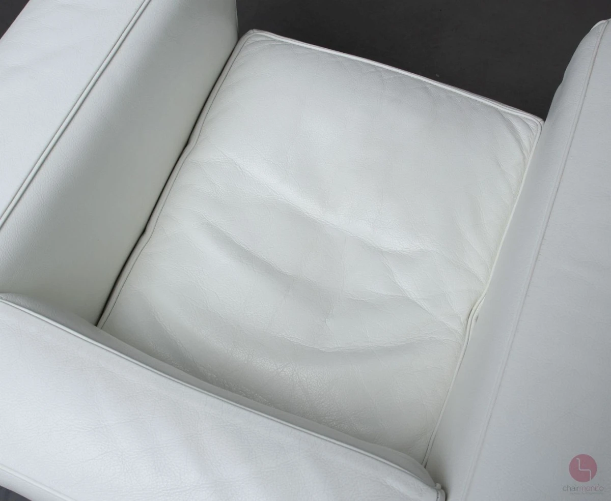 Cassina LC2 Sessel mit weißem Leder chairmondo