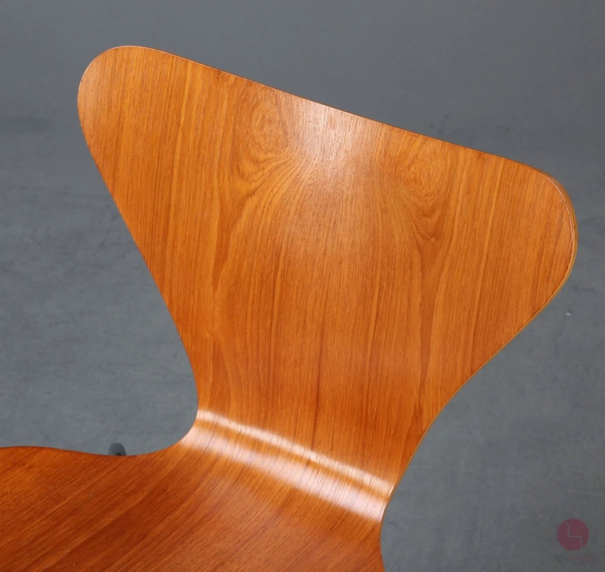 Fritz Hansen Serie 7 Stuhl in Eiche Dunkel Ausführung gebraucht Fritz Hansen Serie 7 Stuhl in Eiche Dunkel Ausführung gebraucht
