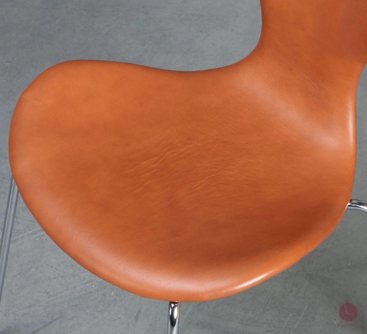 Fritz Hansen 3108 Lily Chair mit braunem Lederpolster gebraucht